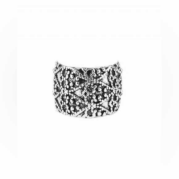 Silver Studded Pattern Ring*